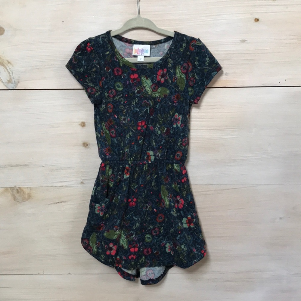 Lularoe dress with pockets.
